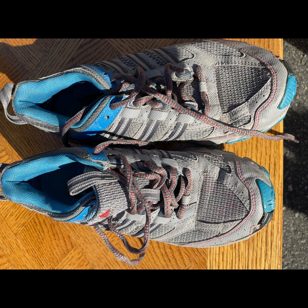 ADIDAS winterized, rugged trail sneakers 7 NEW without box